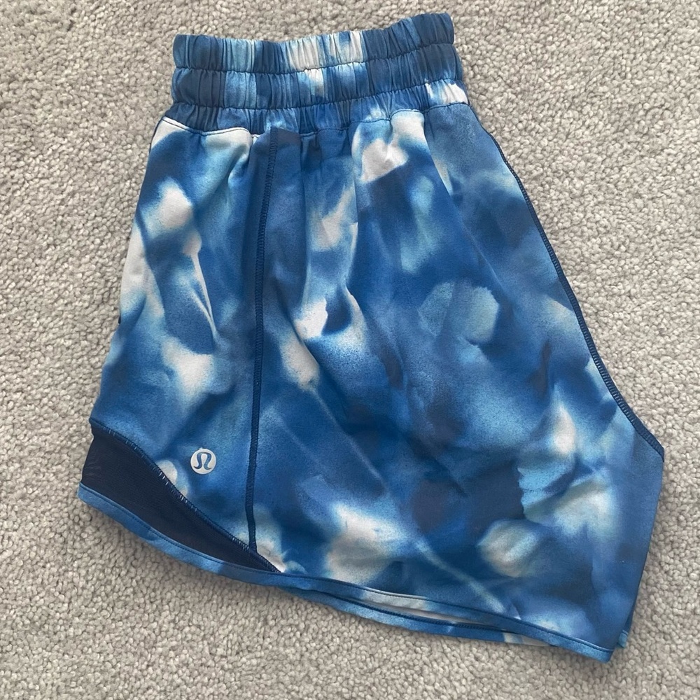 Lululemon Run High Rise Hotty Hot Shorts 4”
